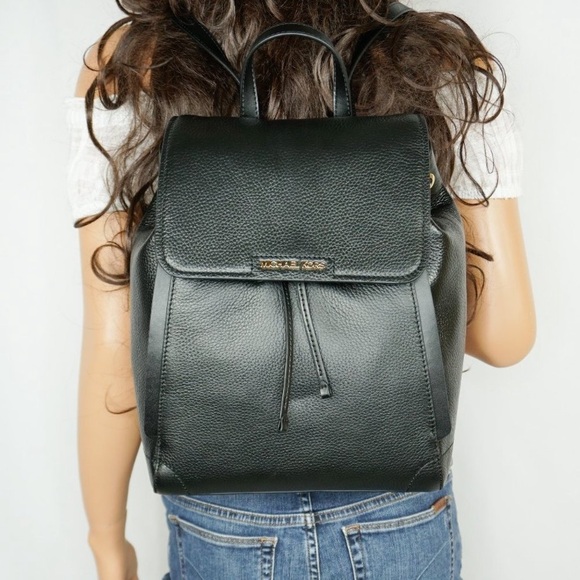 RARE Like new Michael Kors Ginger Drawstring Backpack Black - Picture 5 of 15